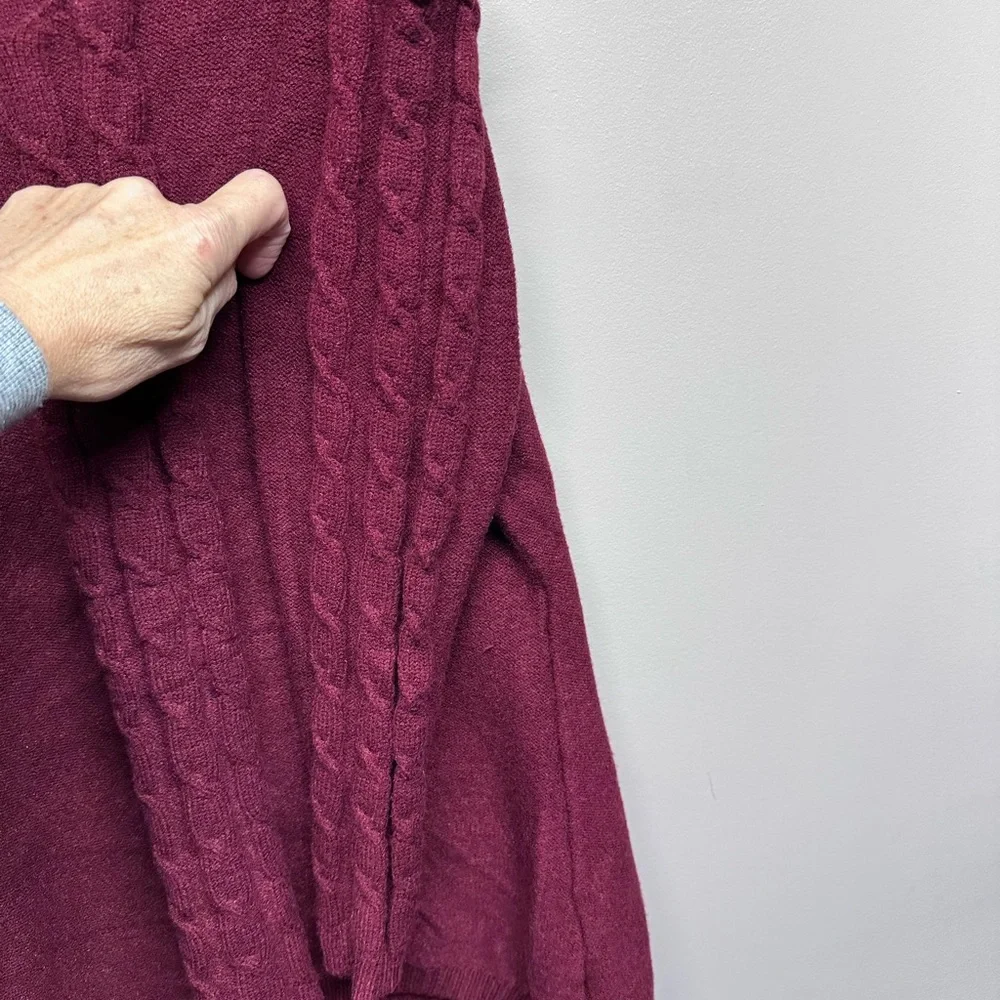 Women's Cable‎ Knit Sweater - Pink